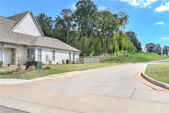3178 Bottle Way, Auburn, Alabama 36830
