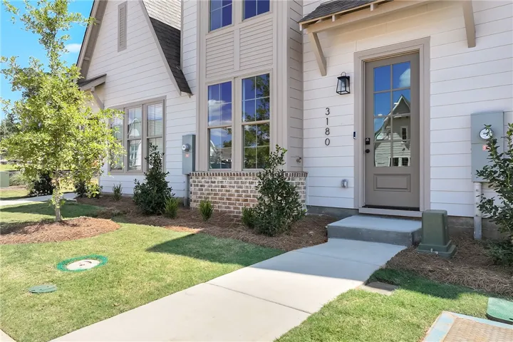 3180 Bottle Way, Auburn, Alabama 36830
