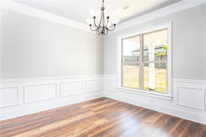151 Landing Way, Smiths Station, Alabama 36877