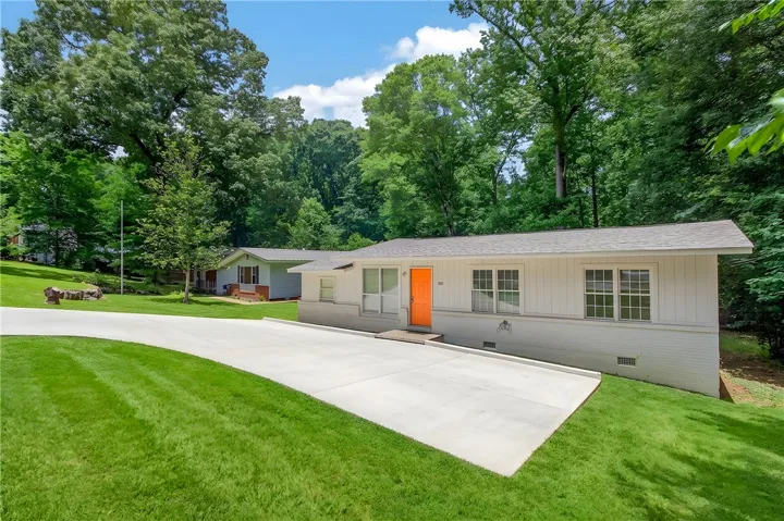 1151 E Magnolia Avenue, Auburn, Alabama 36830