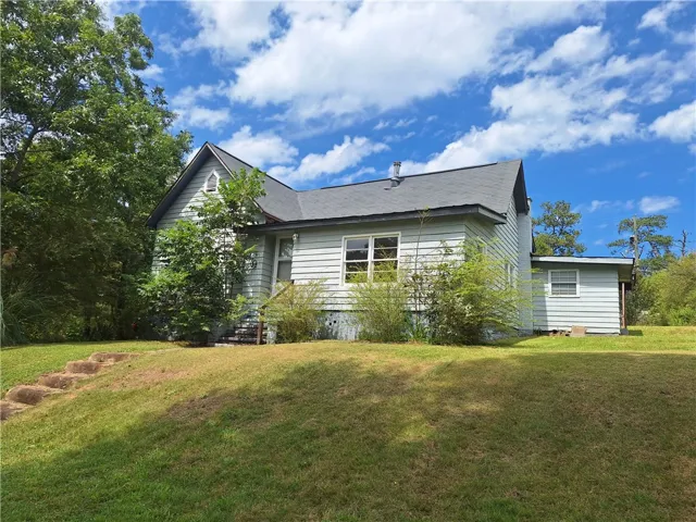 102 Glenn Street, Valley, Alabama 36854