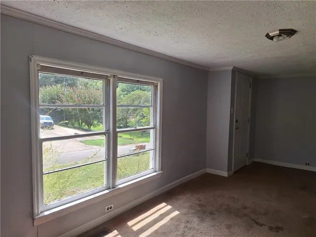 102 Glenn Street, Valley, Alabama 36854