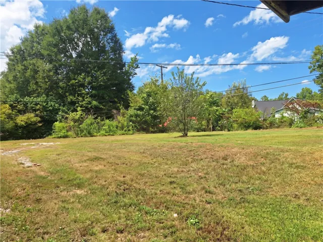 102 Glenn Street, Valley, Alabama 36854