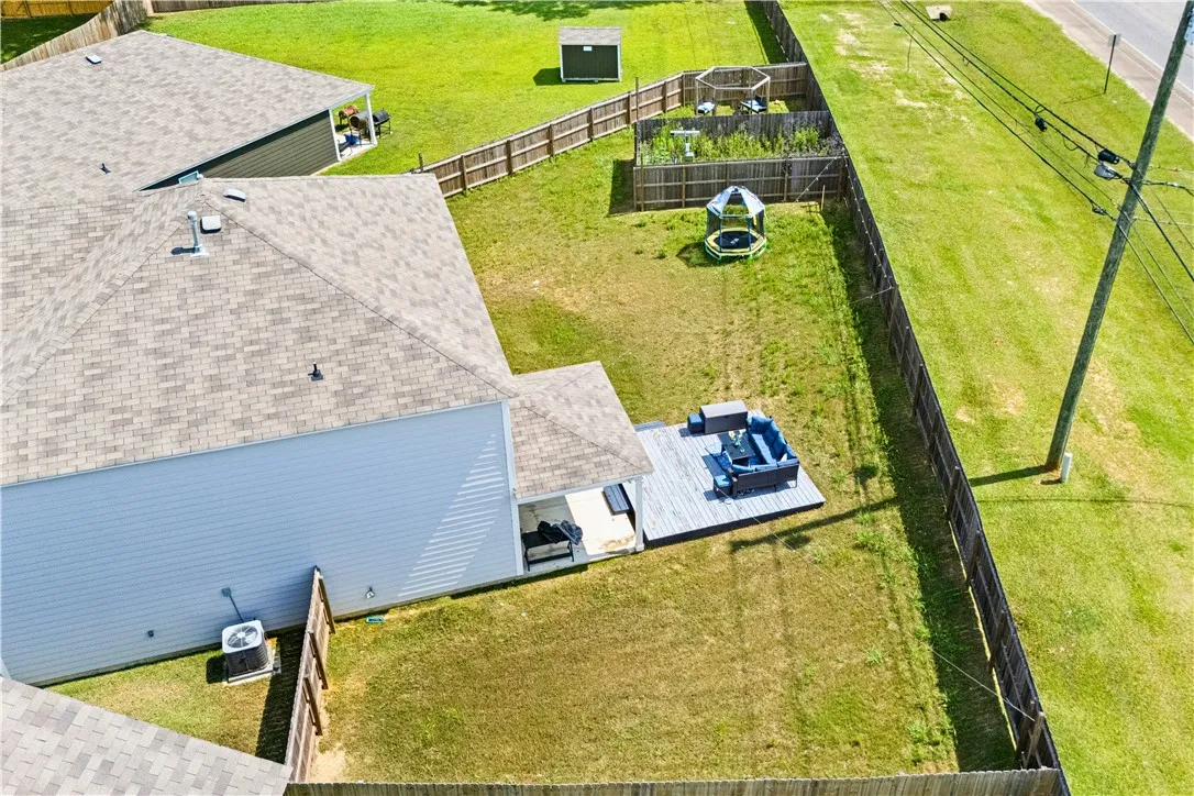 Great backyard for entertaining family, friends, and pets.