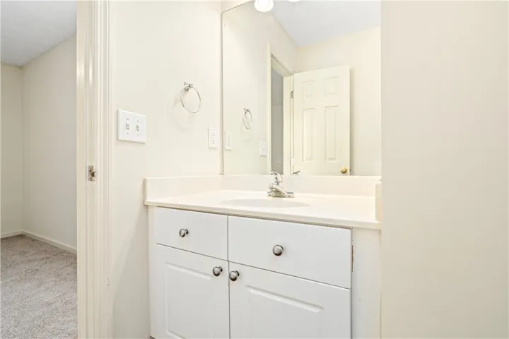 1477 N Donahue Drive 3911, Auburn, Alabama 36830