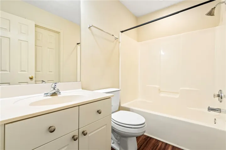 1477 N Donahue Drive 3911, Auburn, Alabama 36830