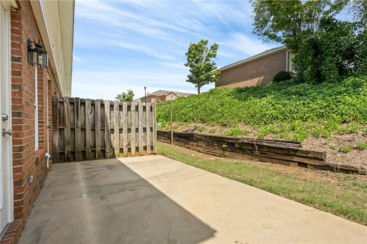 1477 N Donahue Drive 3911, Auburn, Alabama 36830