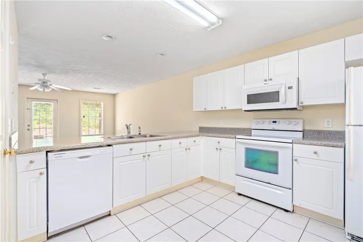 1477 N Donahue Drive 3911, Auburn, Alabama 36830