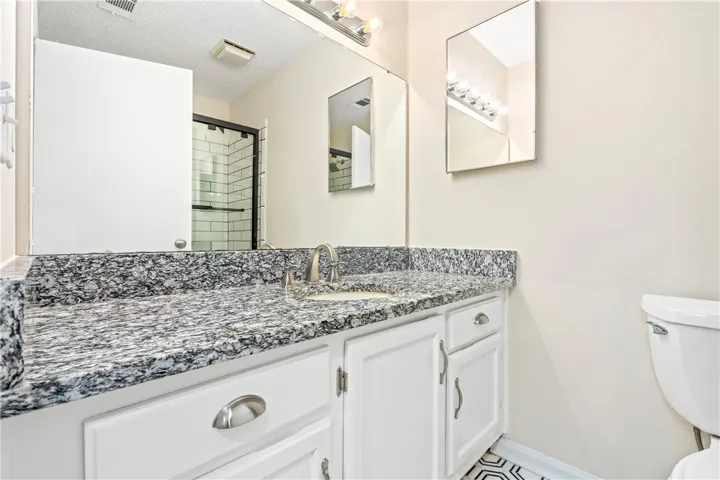 1033 Stonegate Drive C, Auburn, Alabama 36832
