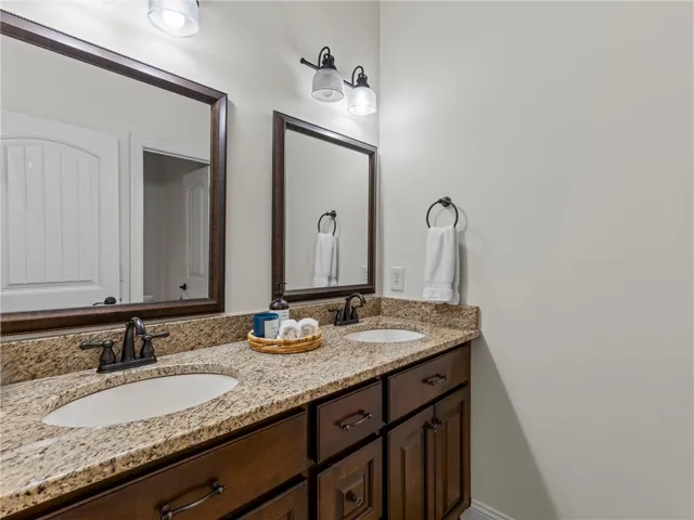 334 Pine Needle Lane, Dadeville, Alabama 36853