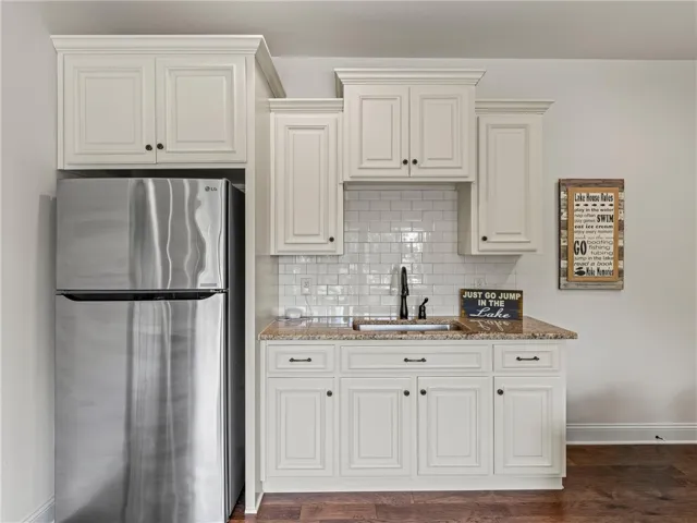 334 Pine Needle Lane, Dadeville, Alabama 36853