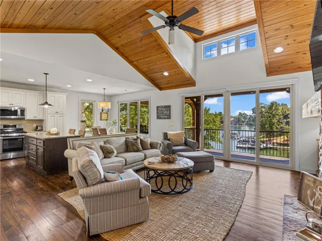 334 Pine Needle Lane, Dadeville, Alabama 36853