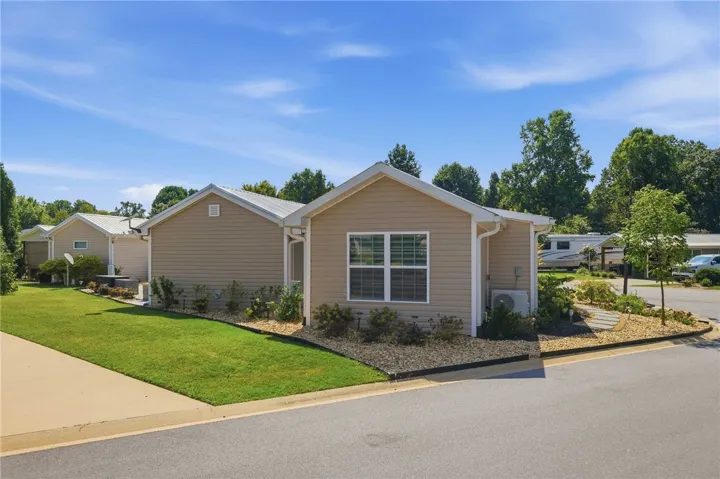 41 Chadwick Lane 36 & 37, Auburn, Alabama 36832