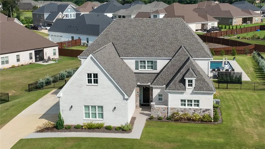 1427 Bramble Lane, Opelika, Alabama 36801