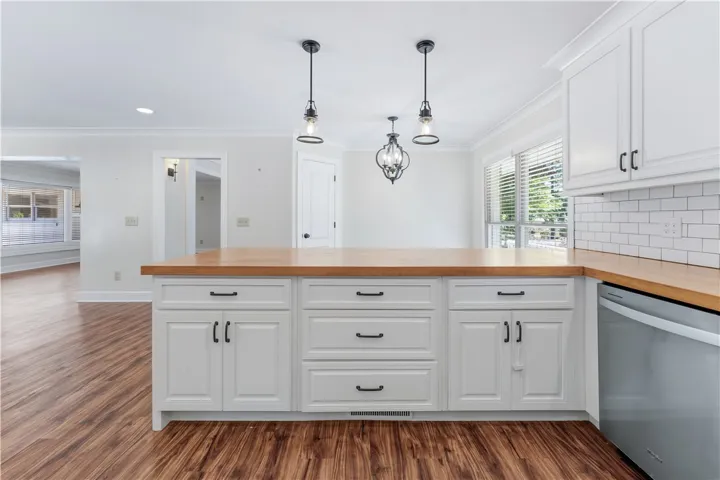 1700 Arrowhead Avenue, Opelika, Alabama 36801