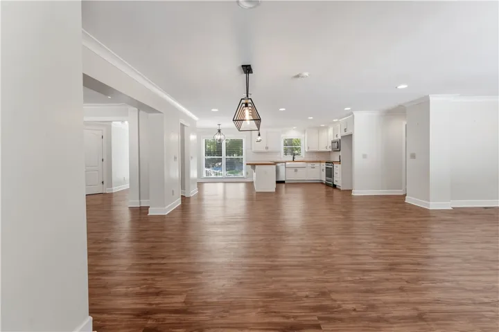 1700 Arrowhead Avenue, Opelika, Alabama 36801