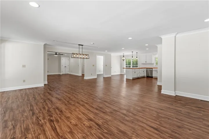 1700 Arrowhead Avenue, Opelika, Alabama 36801