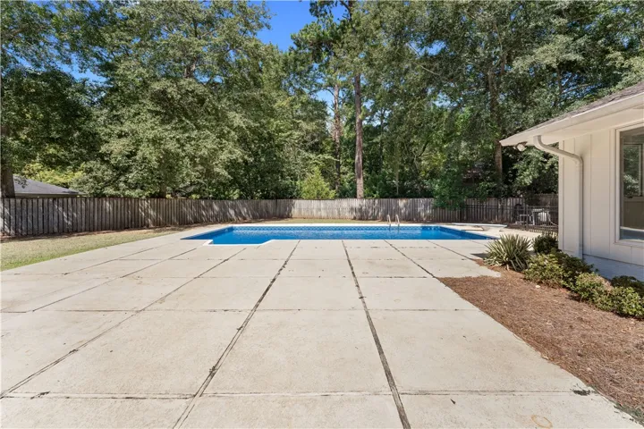 1700 Arrowhead Avenue, Opelika, Alabama 36801