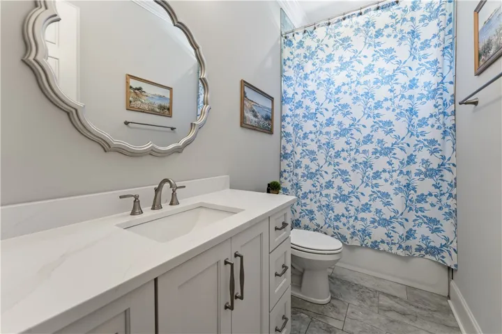 Guest Bathroom Main Level