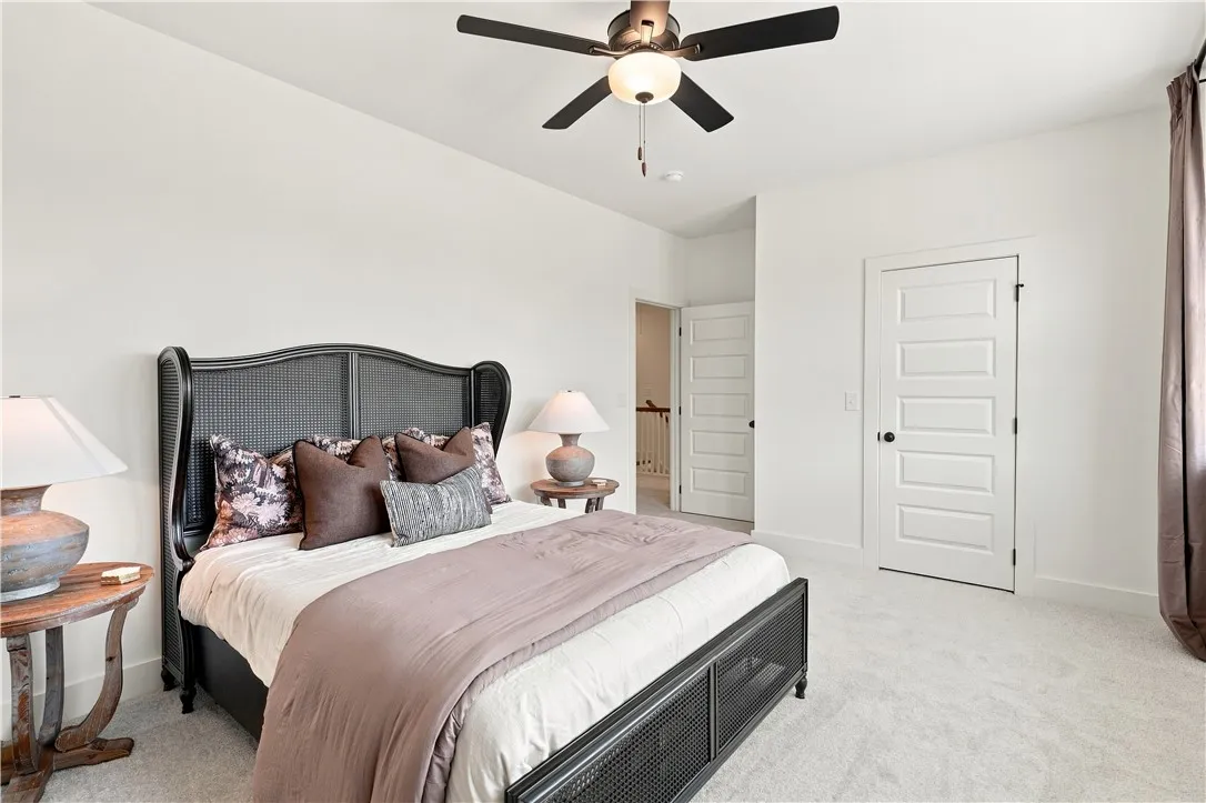 Example of a completed and furnished Auburn Farms interior Terrace Unit