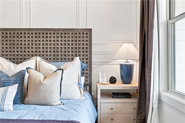 Example of a completed and furnished Auburn Farms interior Terrace Unit