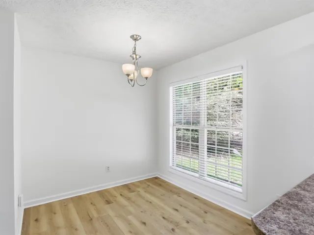 2010 Dutch Court, Opelika, Alabama 36801