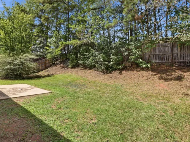 2010 Dutch Court, Opelika, Alabama 36801