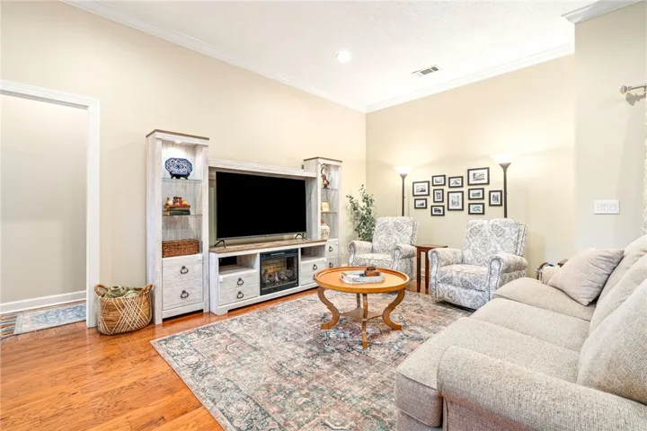1825 Shadow Bend Lane, Auburn, Alabama 36830