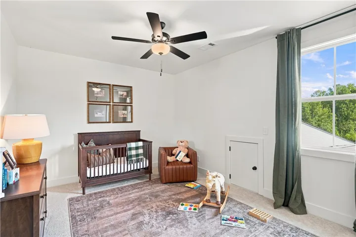 Example of a completed and furnished Auburn Farms interior Terrace Unit