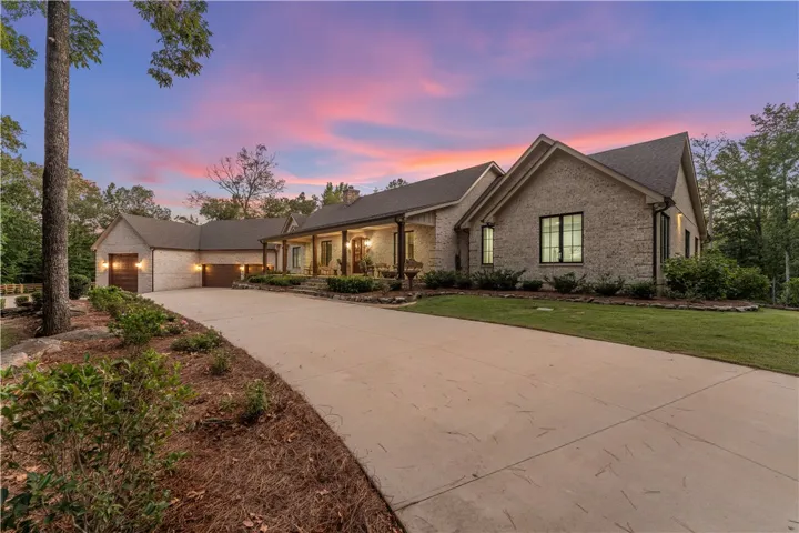 5144 Cress Lake Road, Auburn, Alabama 36830