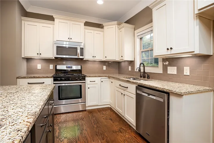 1569 Club Creek Drive, Auburn, Alabama 36830