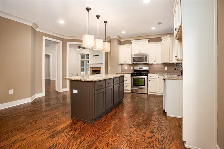 1569 Club Creek Drive, Auburn, Alabama 36830