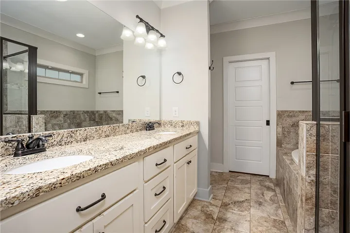 1569 Club Creek Drive, Auburn, Alabama 36830