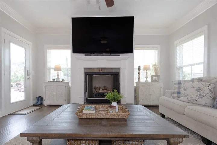 914 E Towne Lake Circle, Opelika, Alabama 36804