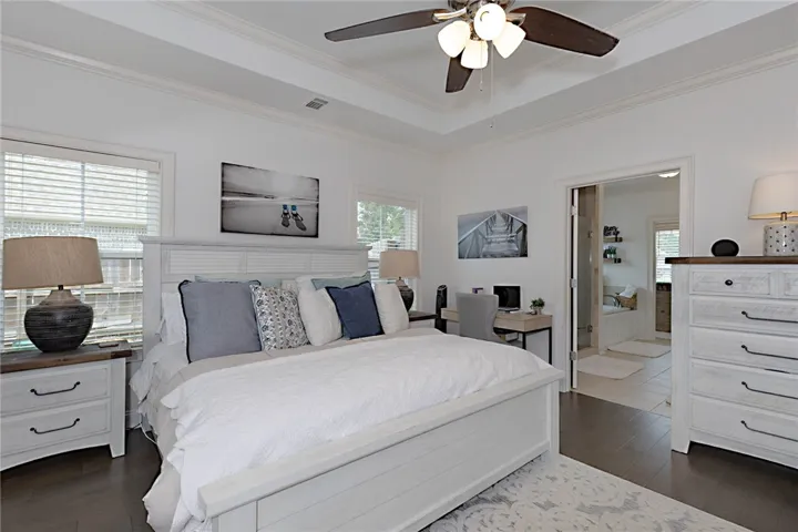 914 E Towne Lake Circle, Opelika, Alabama 36804