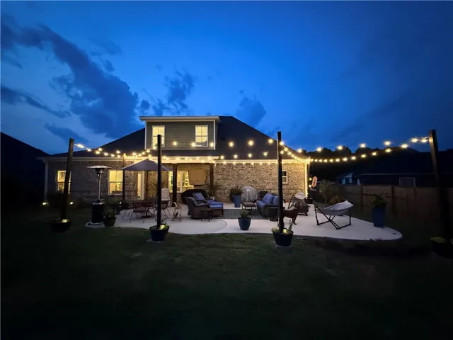 914 E Towne Lake Circle, Opelika, Alabama 36804