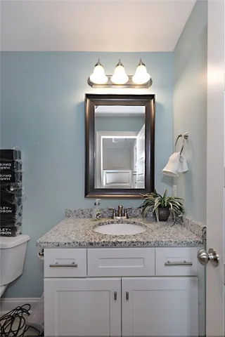 914 E Towne Lake Circle, Opelika, Alabama 36804
