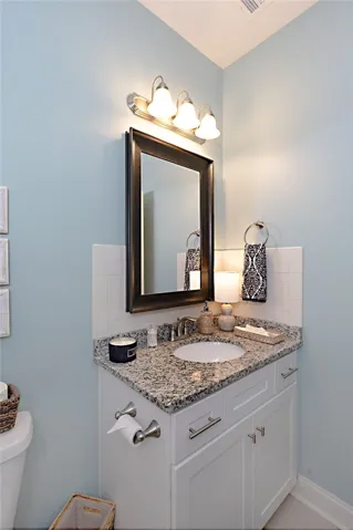 914 E Towne Lake Circle, Opelika, Alabama 36804