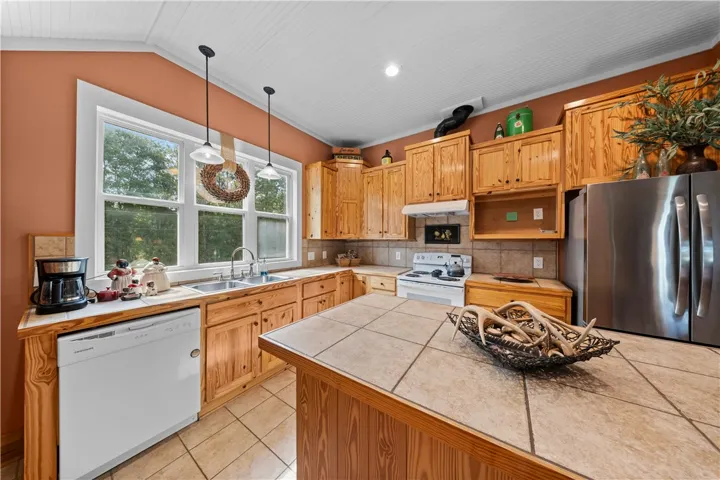 6348 Jackson Road, Waverly, Alabama 36879
