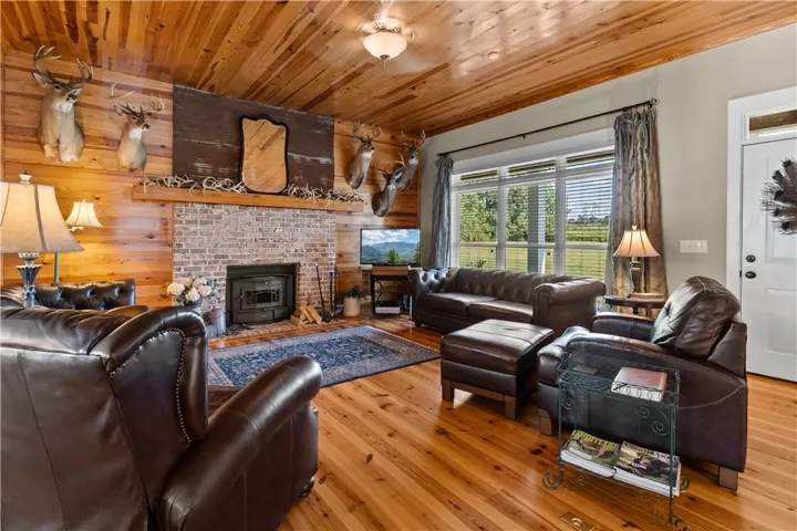 6348 Jackson Road, Waverly, Alabama 36879