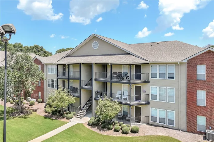 626 Shug Jordan Parkway 10336, Auburn, Alabama 36832
