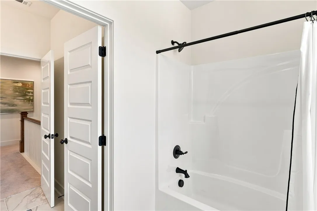 Example of a completed and furnished Auburn Farms interior Terrace Unit