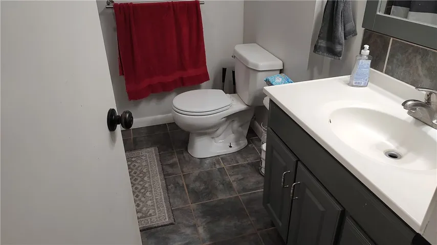 Bathroom updated in 2008 to tile.