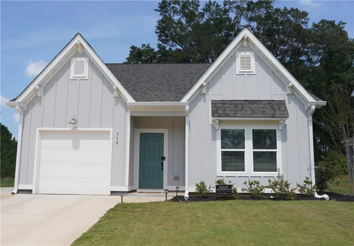 318 Gray Street, Opelika, Alabama 36801