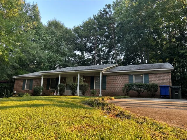 1112/1114 Old Mill Road, Auburn, Alabama 36830