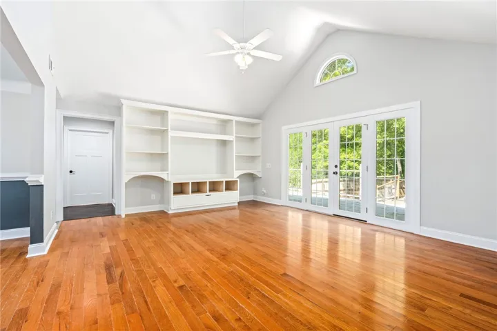 389 Shell Toomer Parkway, Auburn, Alabama 36830