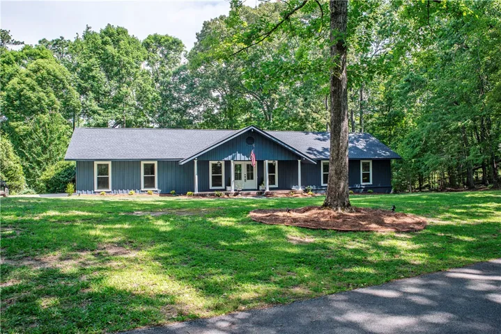 494 Fairway Ridge Road, Dadeville, Alabama 36853