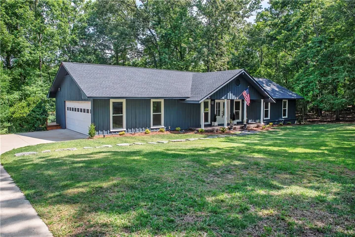 494 Fairway Ridge Road, Dadeville, Alabama 36853
