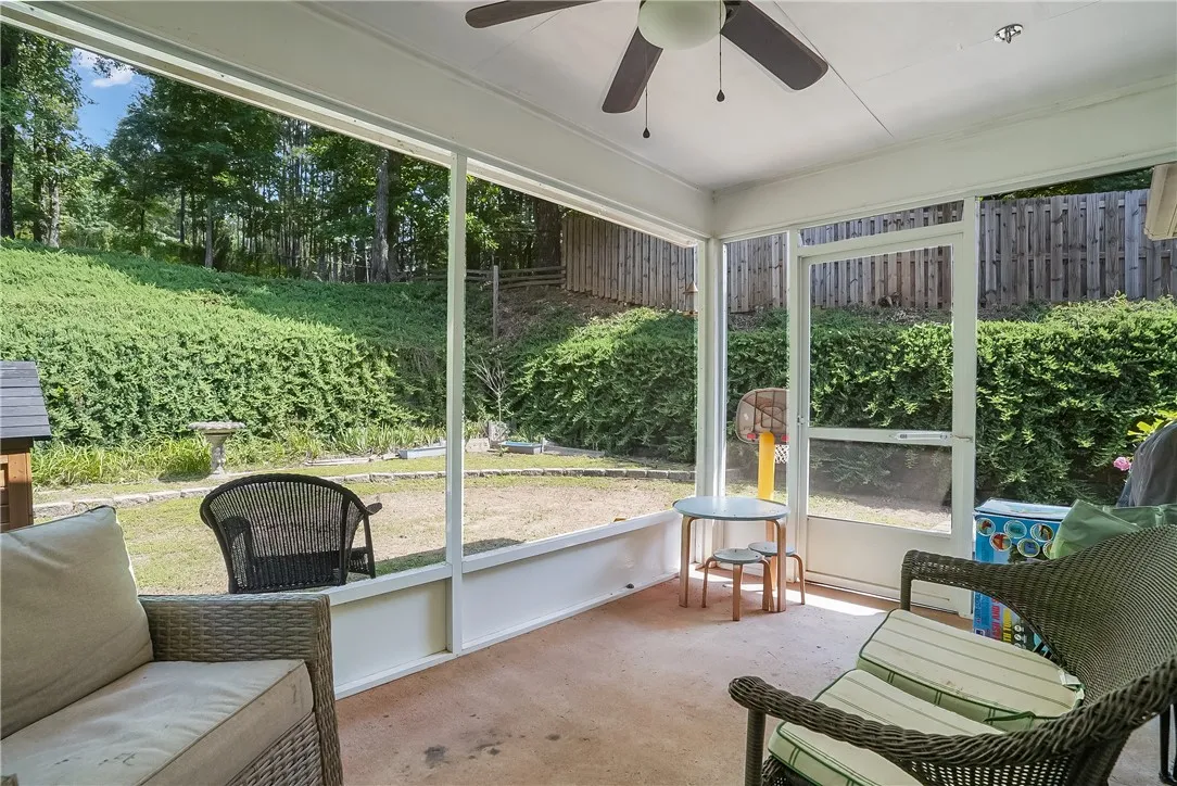 Screened Porch & Covered Back Patio