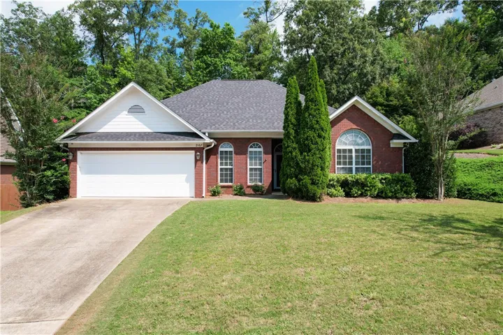 2167 Wedgewood Ct is a cute & character filled Camden Ridge Home, ready for YOU to be its new owner!